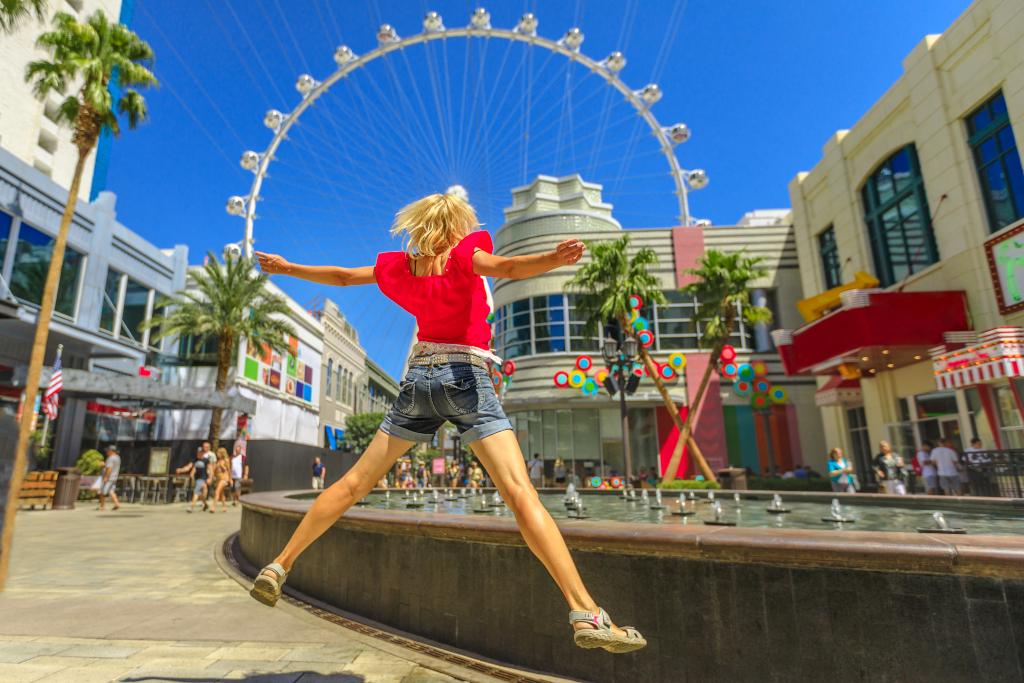 The Best FamilyFriendly Things to Do in Las Vegas