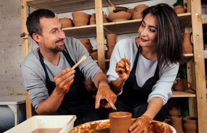 hobbies-for-couples-pottery