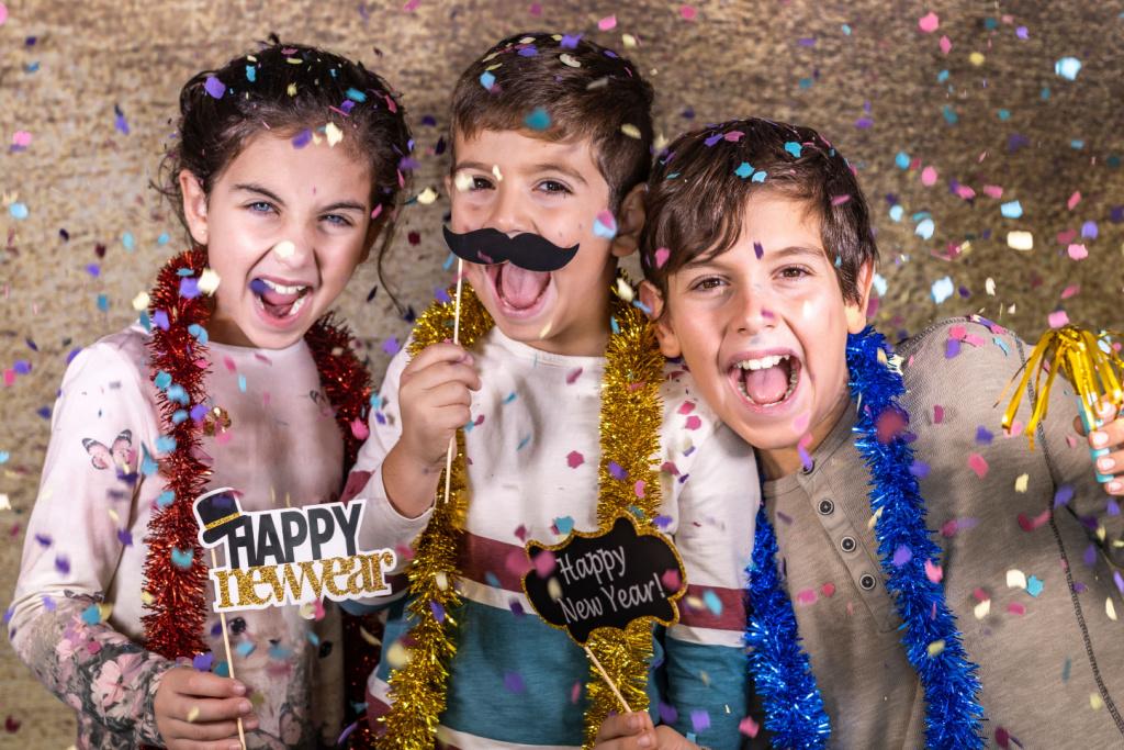 family-friendly-new-years-eve-party