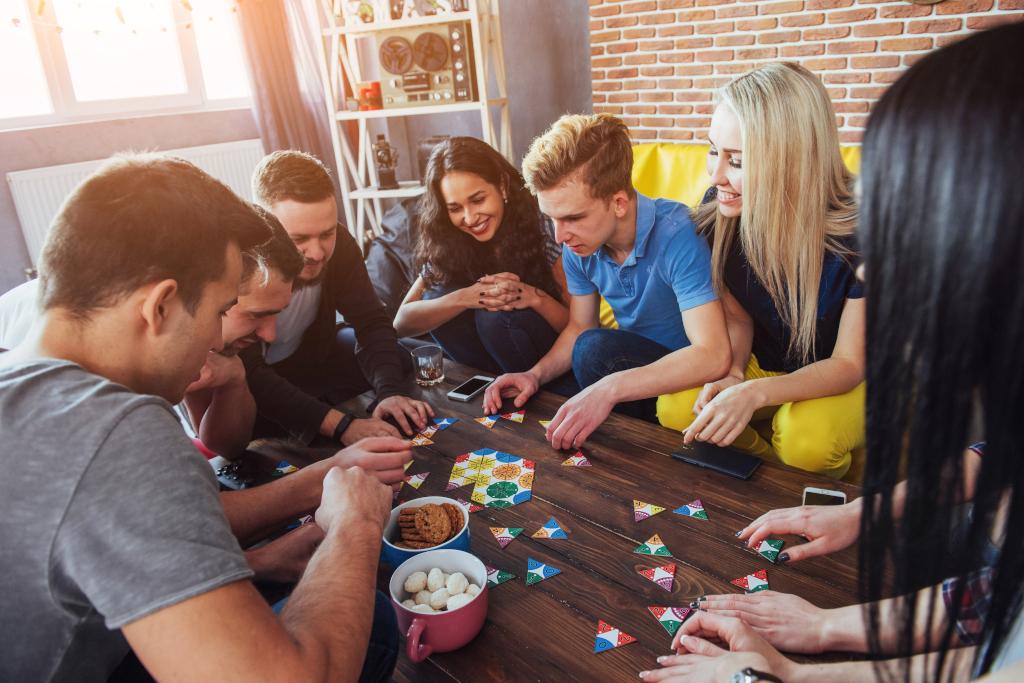 7 board games you can play online with friends while you're