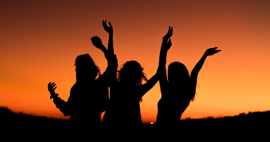 girls-night-out-ideas