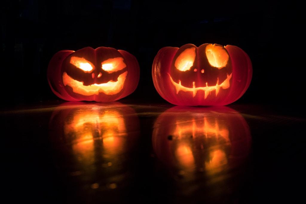 Color Your Own Jack-O'-Lantern Cups with Lids & Straws, Craft Kits,  Halloween, 12 Pieces 